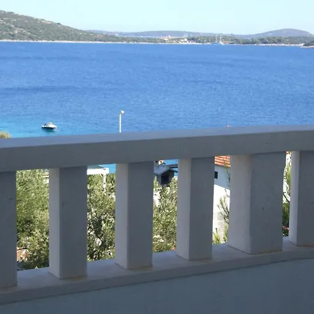Villa Mandina Sevid Exterior photo